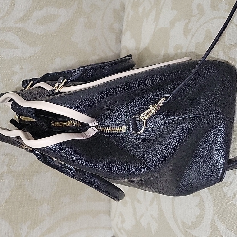 KATE SPADE BLACK SOFT PINK TRIM LEATHER BAG EUC - Picture 5 of 16